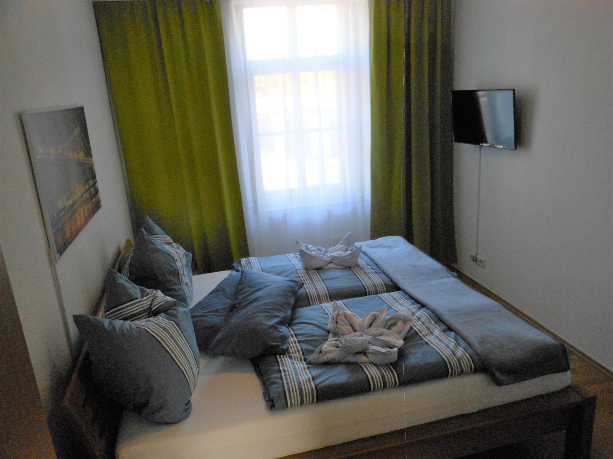 Pension Am Werder Bernburg Oda fotoğraf