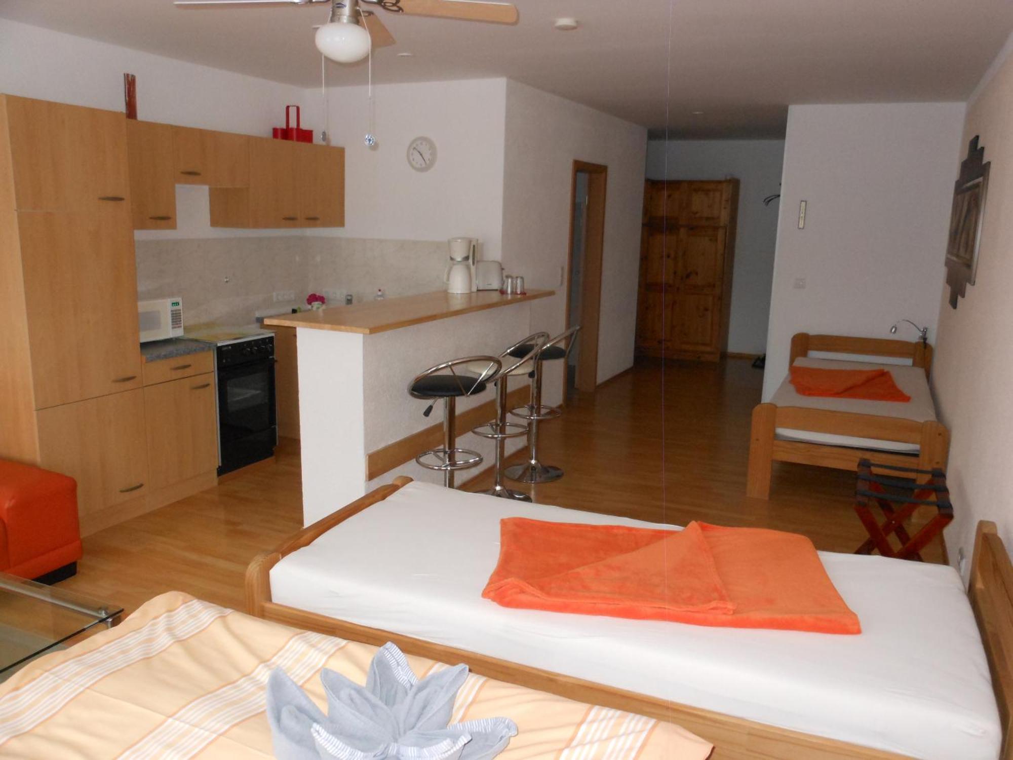 Pension Am Werder Bernburg Oda fotoğraf